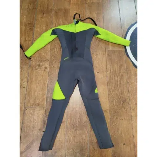 Quiksilver Syncro talla 4 3.2mm - 1729088398848 -