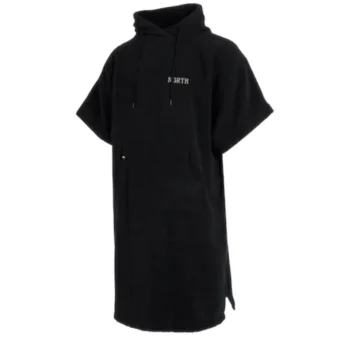 North Heartfelt Poncho 2026